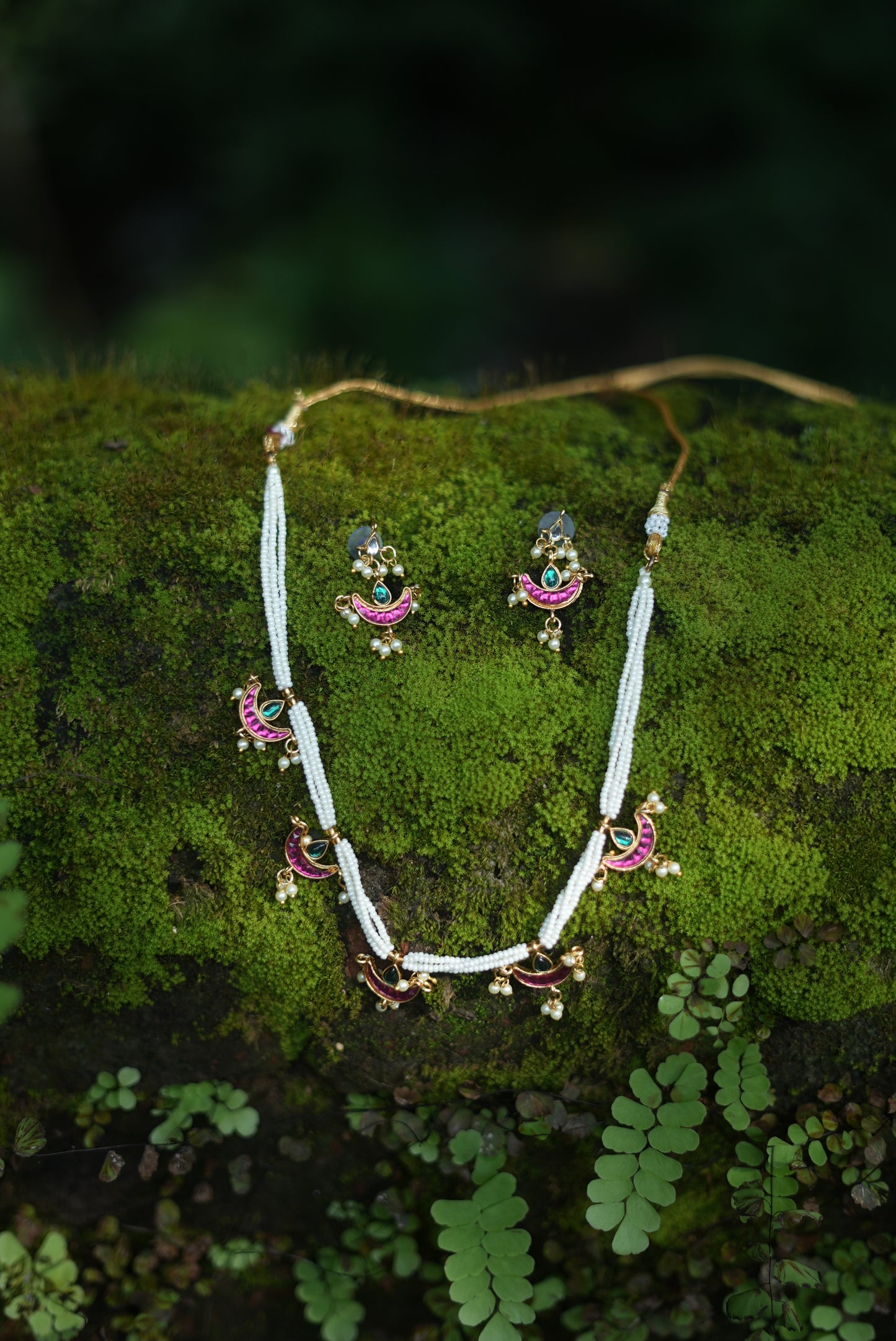 Pearl Elegance Choker Necklace Set